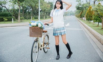 2025澳彩正版资料完整版,全面释义、专家解读解释与落实与警惕虚假宣传_: 改变局势的决定，未来也许会比你想的更复杂。